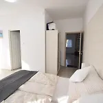 Omni Vendeghaz