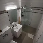 招待所 Omni Vendeghaz