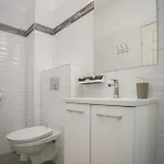Omni Vendeghaz