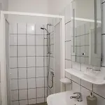 招待所 Omni Vendeghaz Bük