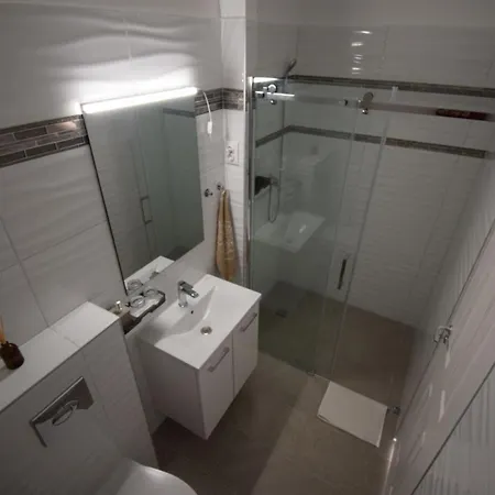 Guest house Omni Vendeghaz