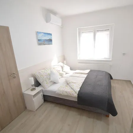 Omni Vendeghaz Pensjonat 3*