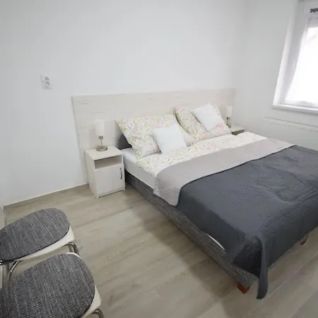 Guest house Omni Vendeghaz