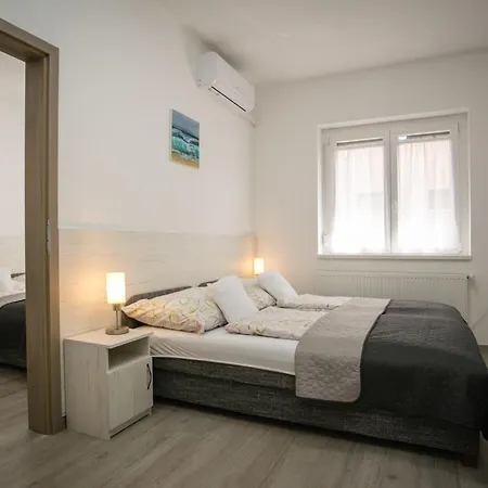 Omni Vendeghaz Gasthuis 3*