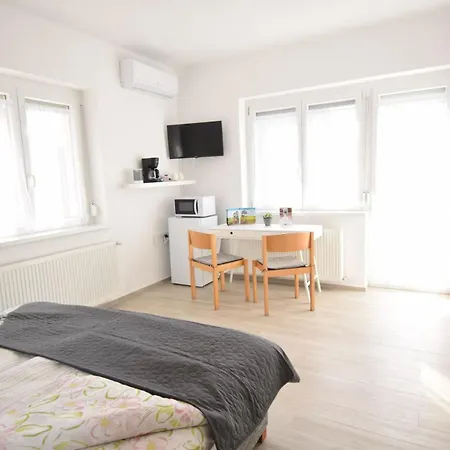 Pensiune Omni Vendeghaz Bük