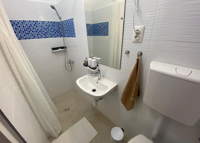 Omni Vendeghaz