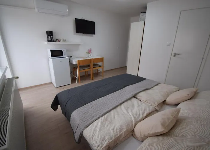 Omni Vendeghaz 3* Bük