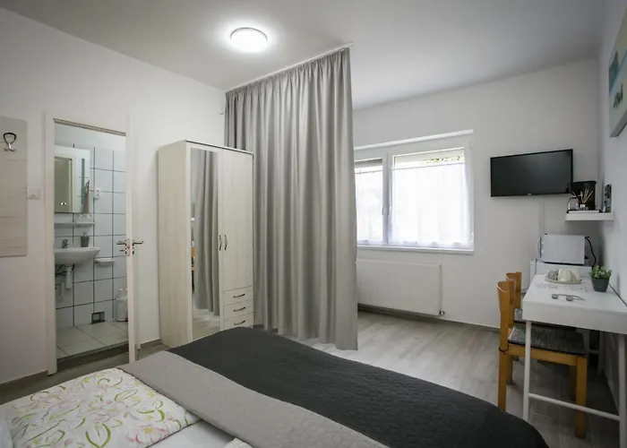 Omni Vendeghaz Bük