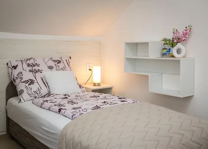 Omni Vendeghaz Pensjonat 3*